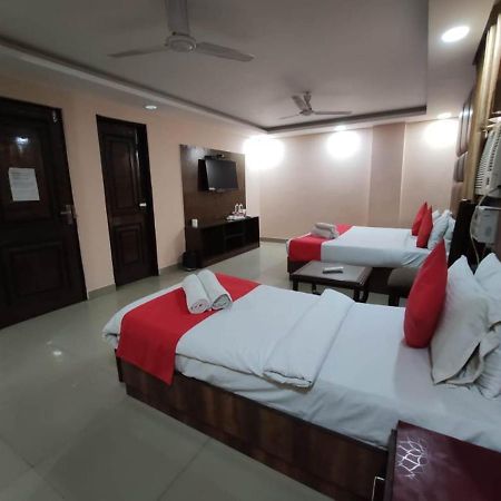 نيودلهي Hotel Ivy Plaza Luxury المظهر الخارجي الصورة
