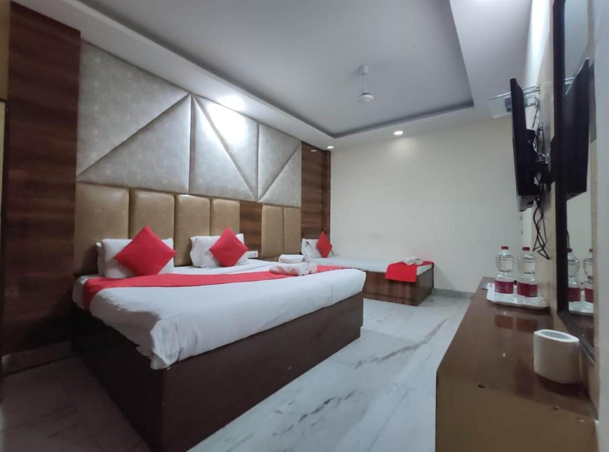 نيودلهي Hotel Ivy Plaza Luxury المظهر الخارجي الصورة