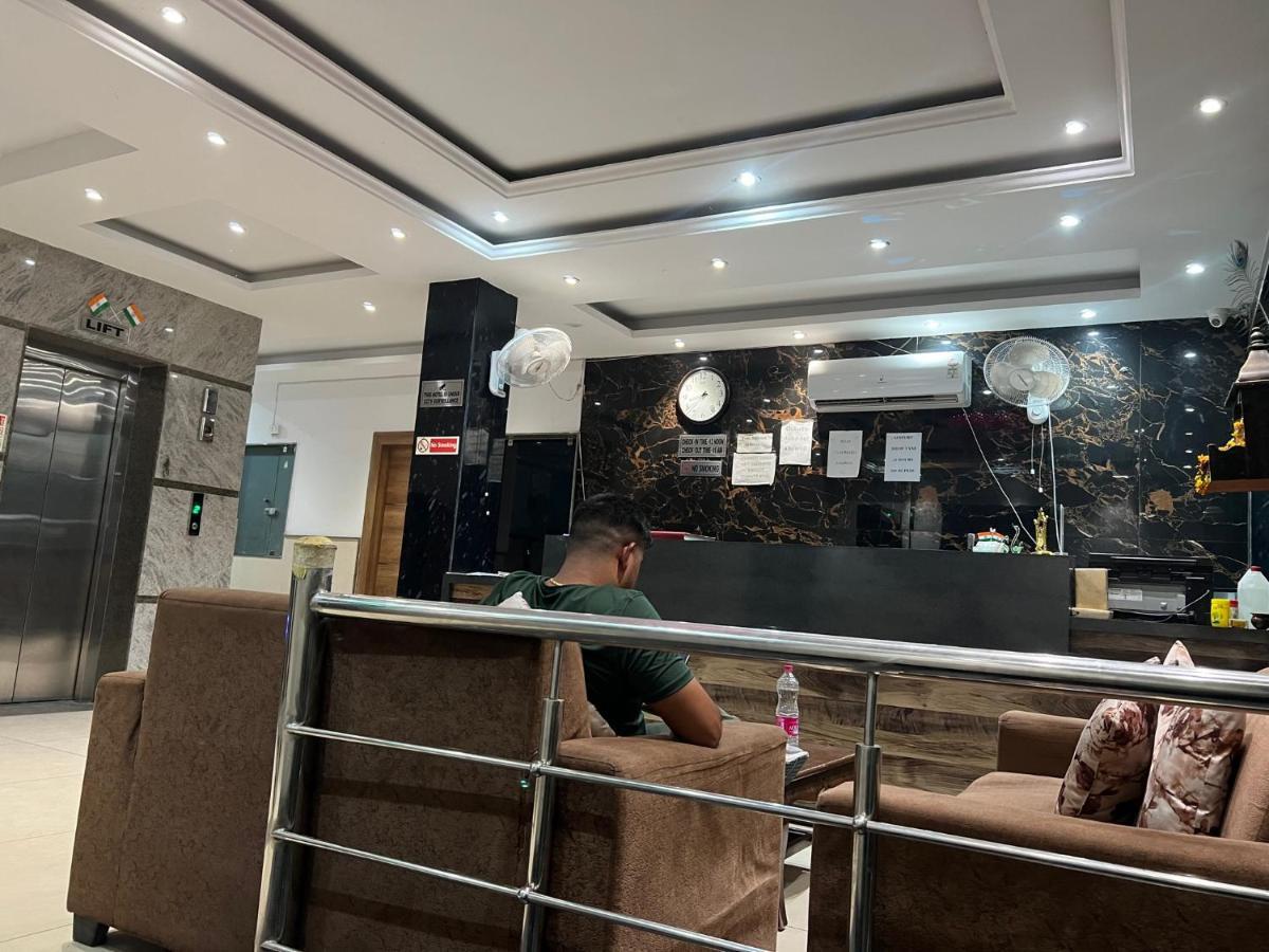 نيودلهي Hotel Ivy Plaza Luxury المظهر الخارجي الصورة