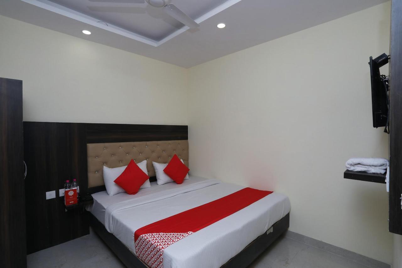 نيودلهي Hotel Ivy Plaza Luxury المظهر الخارجي الصورة